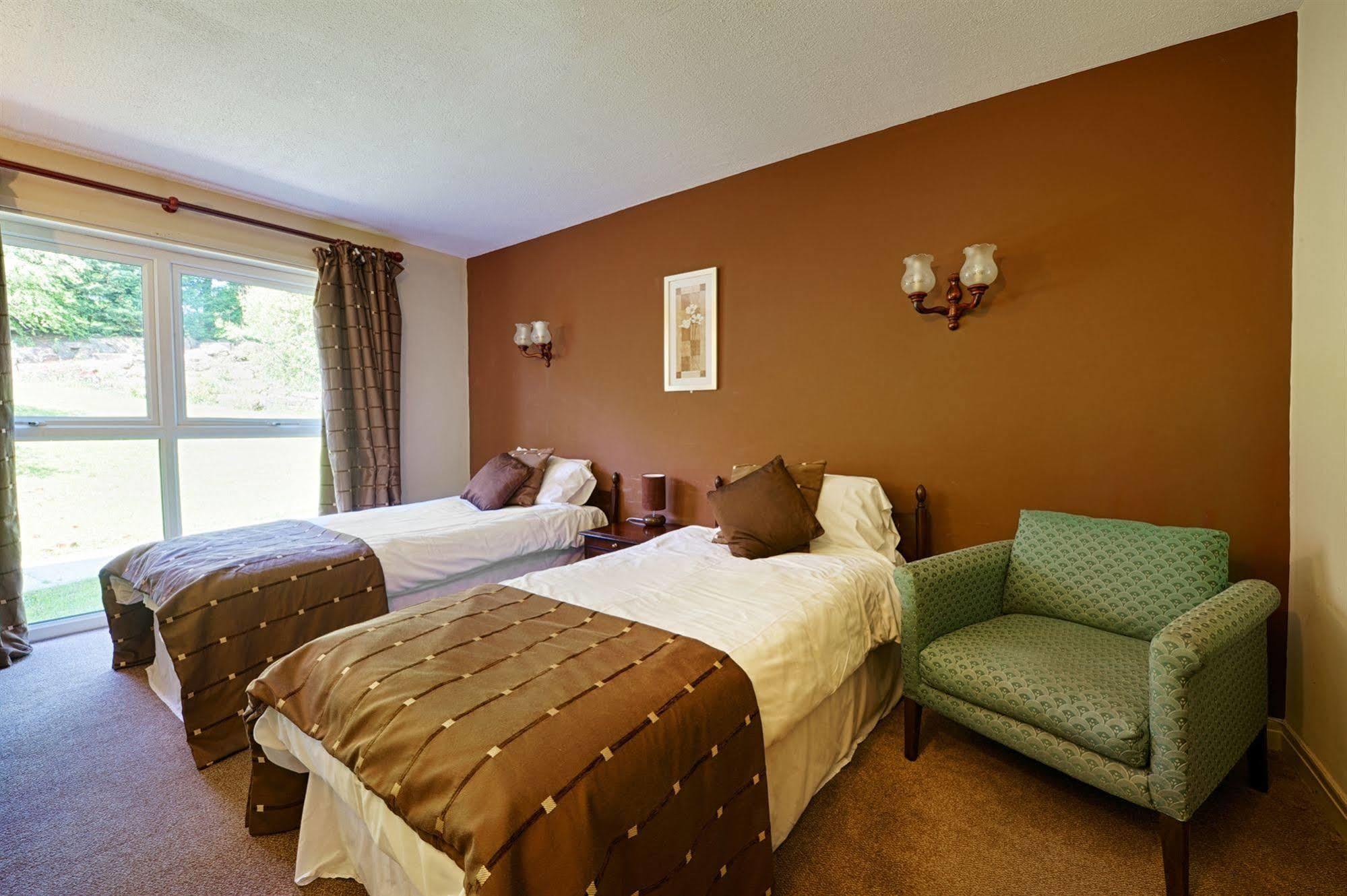 Clough Manor Hotel Denshaw Ngoại thất bức ảnh